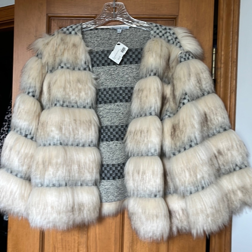 See and Be Seen Faux Fur coat, nwt, never worn.